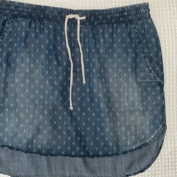 Cloth & Stone, distressed look Tencel mini skirt w/ pockets! S - Picture 9 of 10